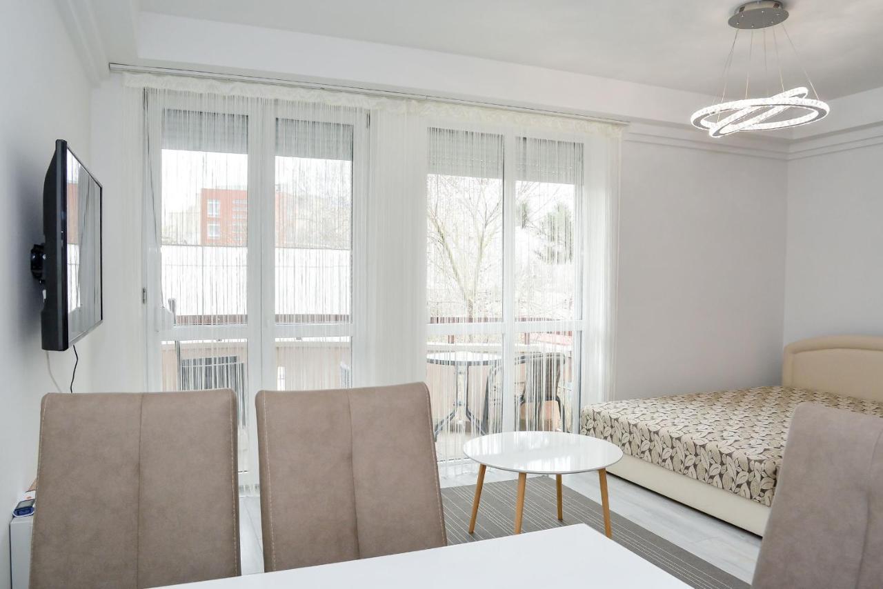 Héli apartman Hajdúszoboszló Esterno foto