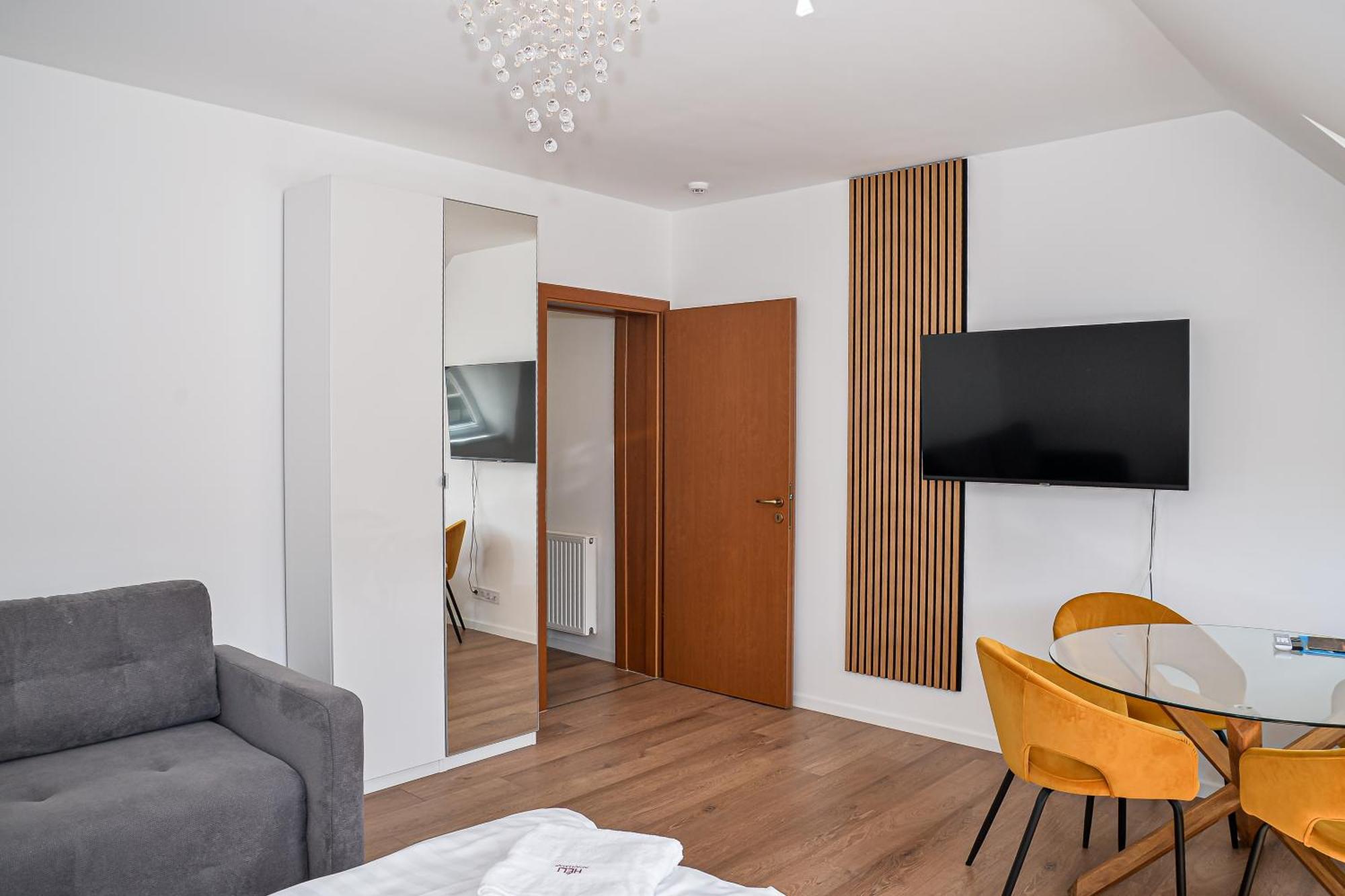 Héli apartman Hajdúszoboszló Esterno foto